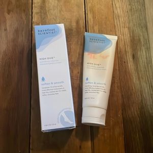 Barefoot Scientist High Dive hydration cream